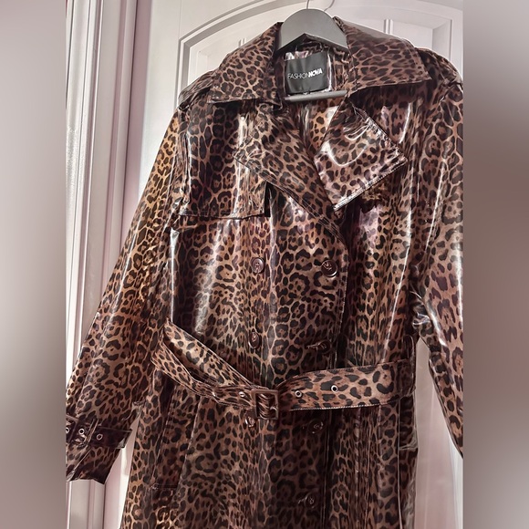 Fashion Nova Leopard Print Trench Raincoat Size XL - Picture 7 of 8